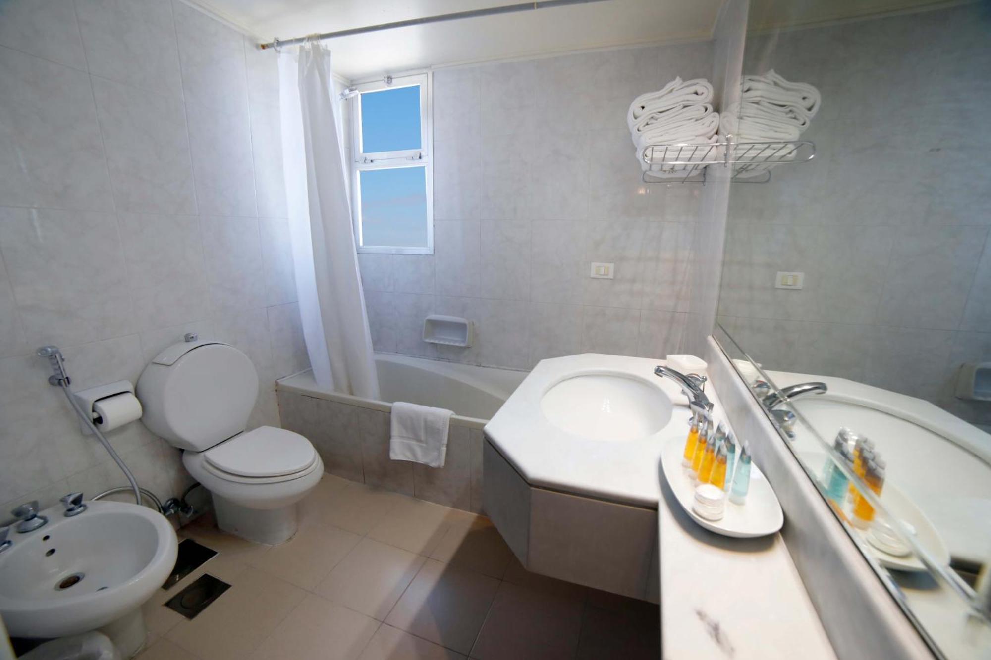 Holiday Home Suites Beirut Eksteriør bilde
